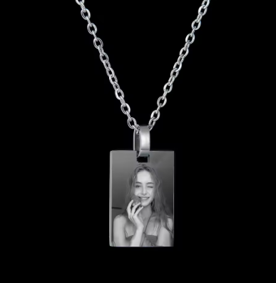 Collana o Portachiavi Personalizzabile Con Testo "MEMORIES"
